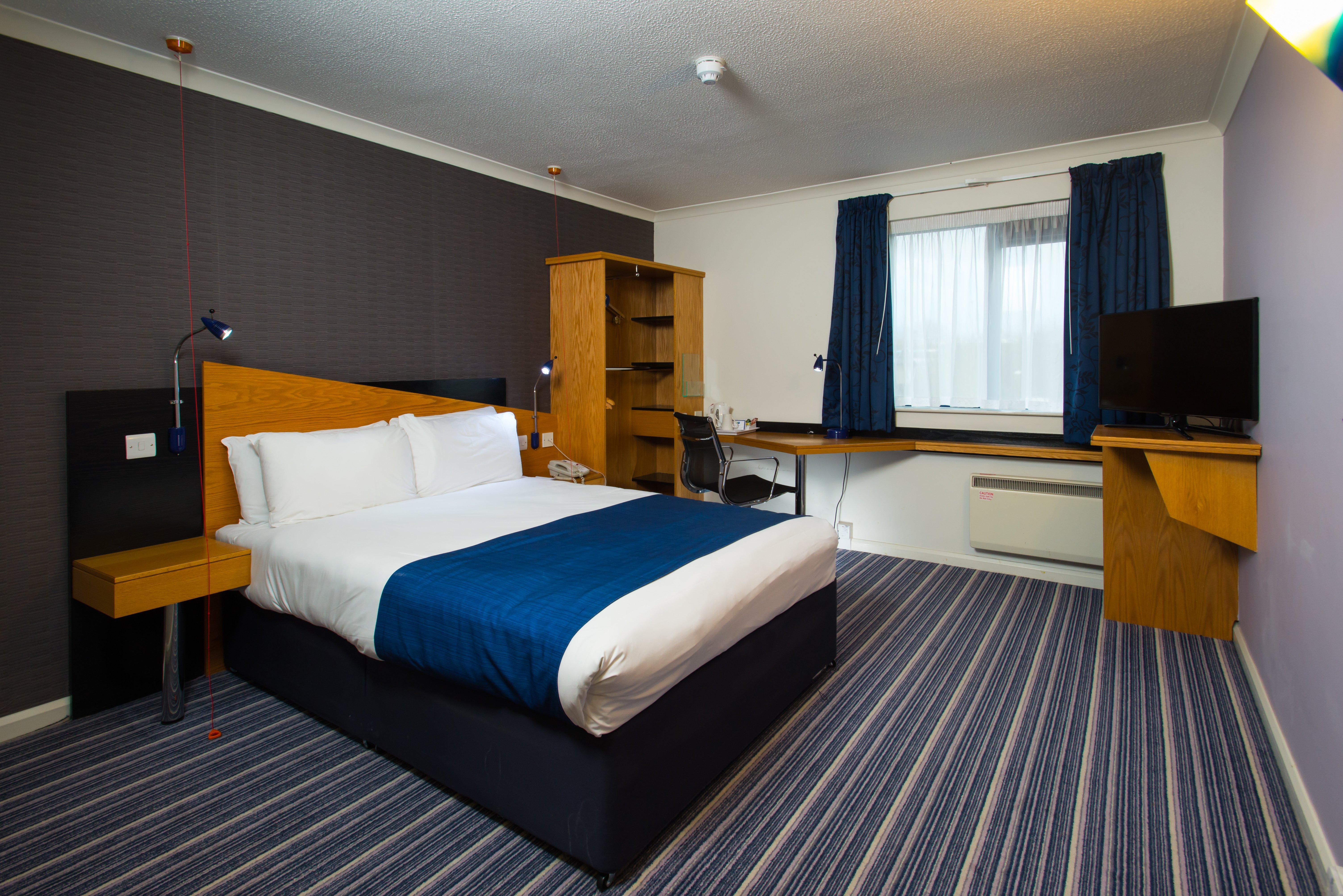 Holiday Inn Express Manchester East, An Ihg Hotel Εξωτερικό φωτογραφία