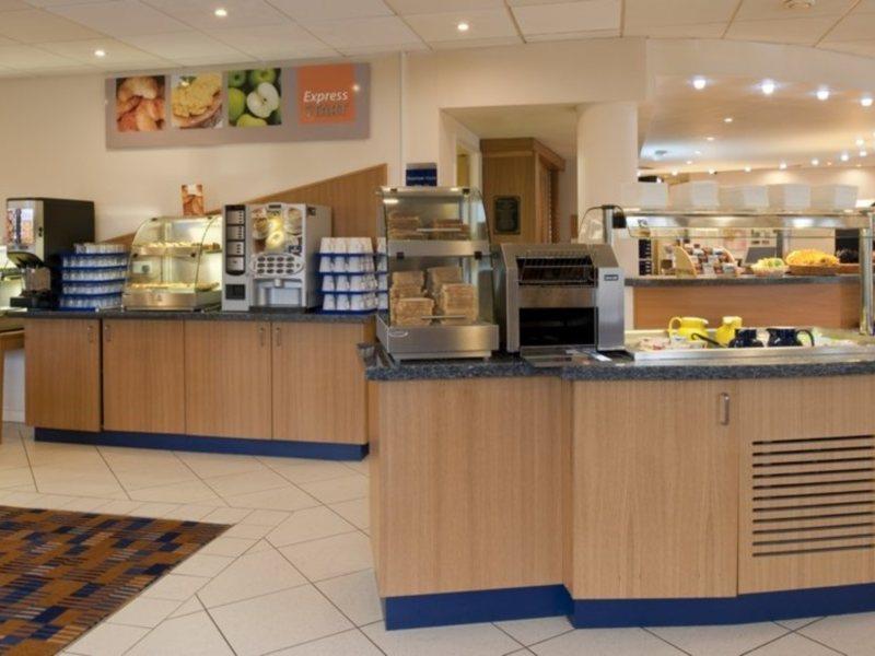 Holiday Inn Express Manchester East, An Ihg Hotel Εστιατόριο φωτογραφία